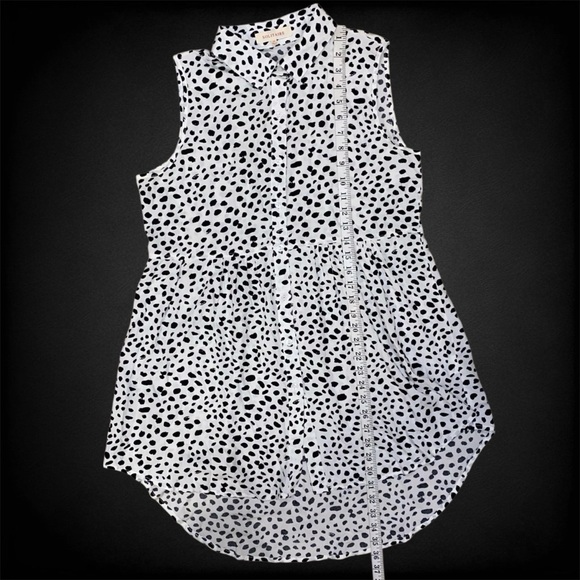 Solitaire Black and White Sleeveless Asymmetrical Dress - Picture 8 of 11